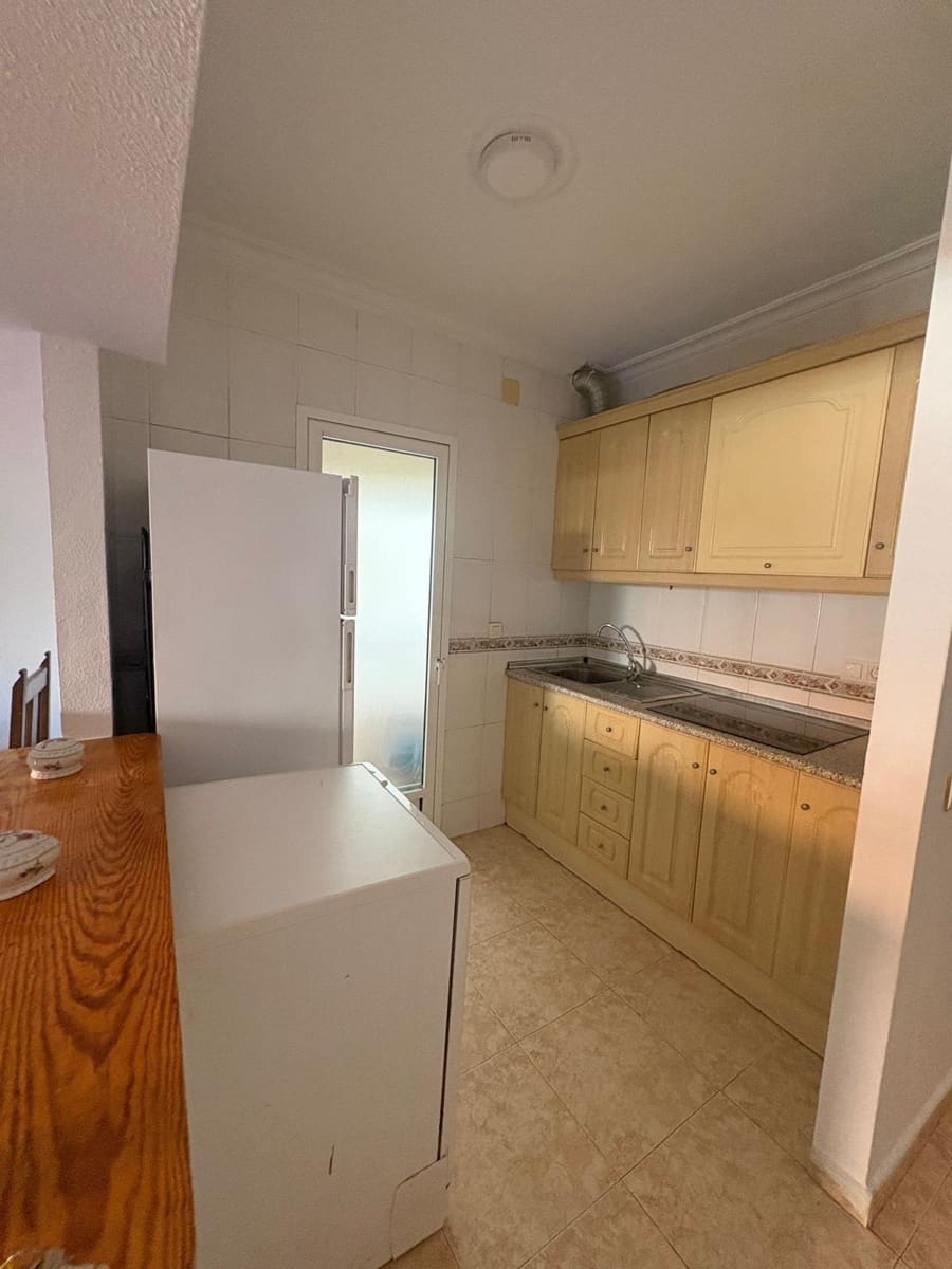 2 soverom Leilighet til salgs i Torrevieja - € 133 000 (Ref: 10076618)