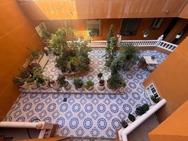 2 soverom Leilighet til salgs i Centro, Torrevieja - € 133 000 (Ref: 10076618)