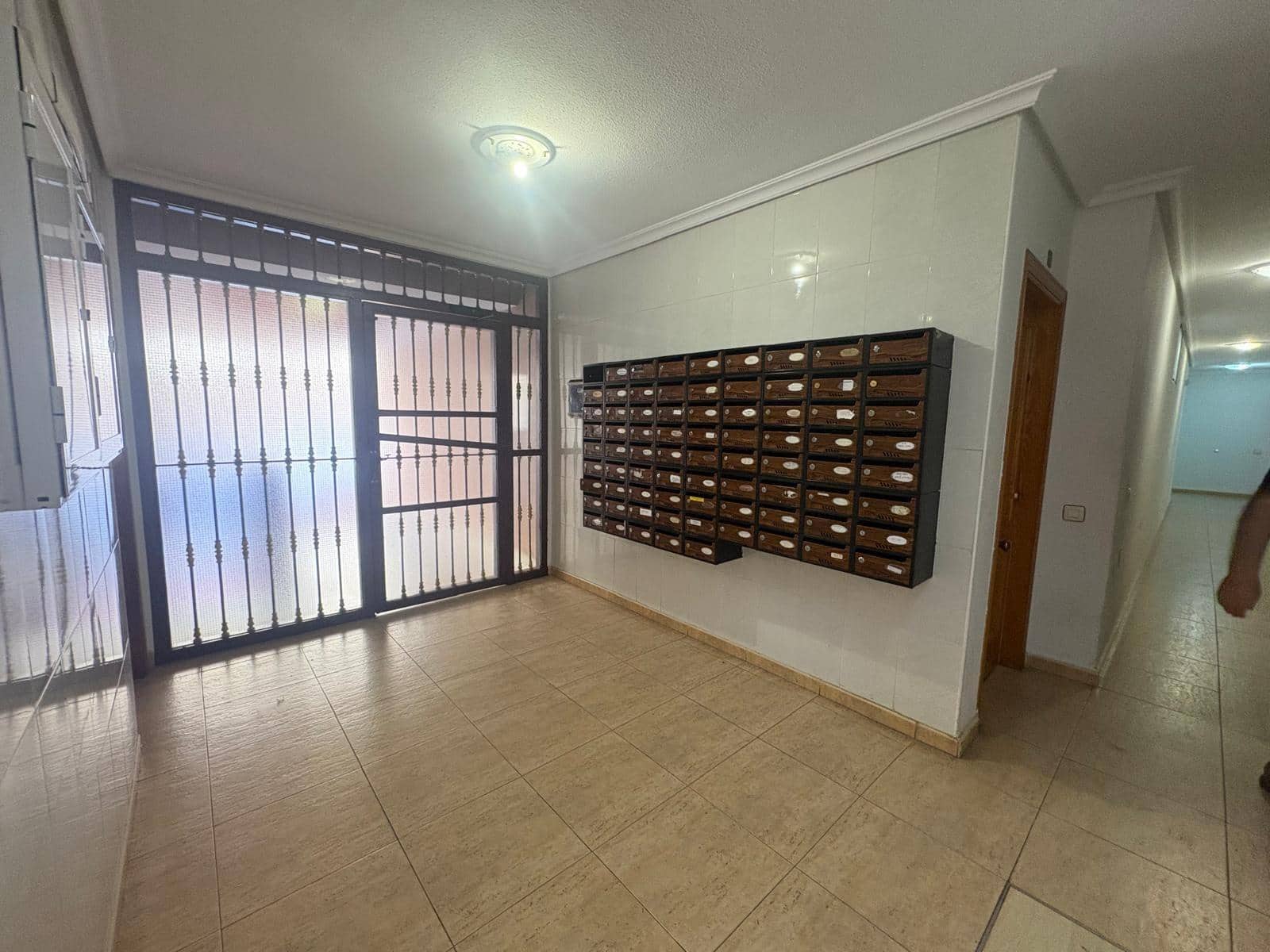 2 soverom Leilighet til salgs i Torrevieja - € 133 000 (Ref: 10076618)