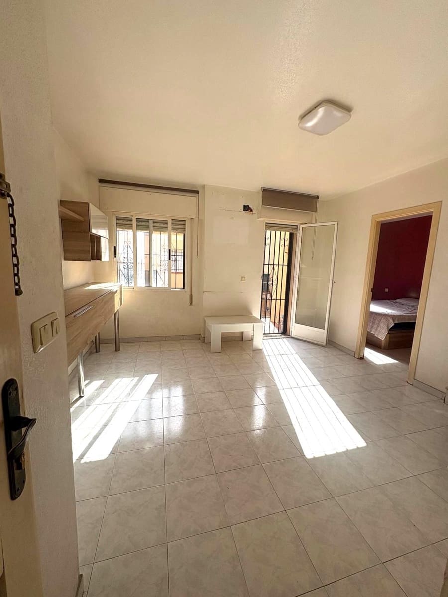 3 slaapkamer Bungalow te koop in Torrevieja met zwembad - € 143.900 (Ref: 10076619)