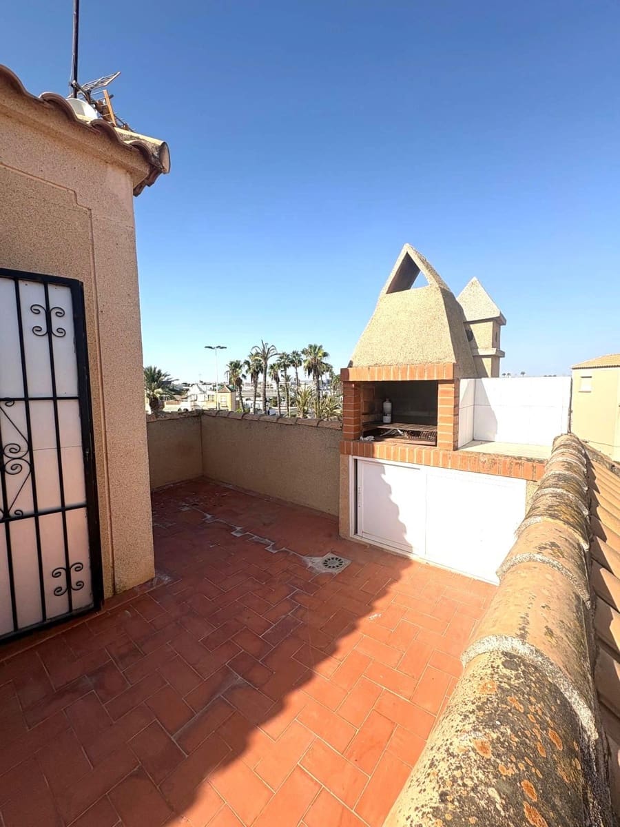 3 slaapkamer Bungalow te koop in Torrevieja met zwembad - € 143.900 (Ref: 10076619)