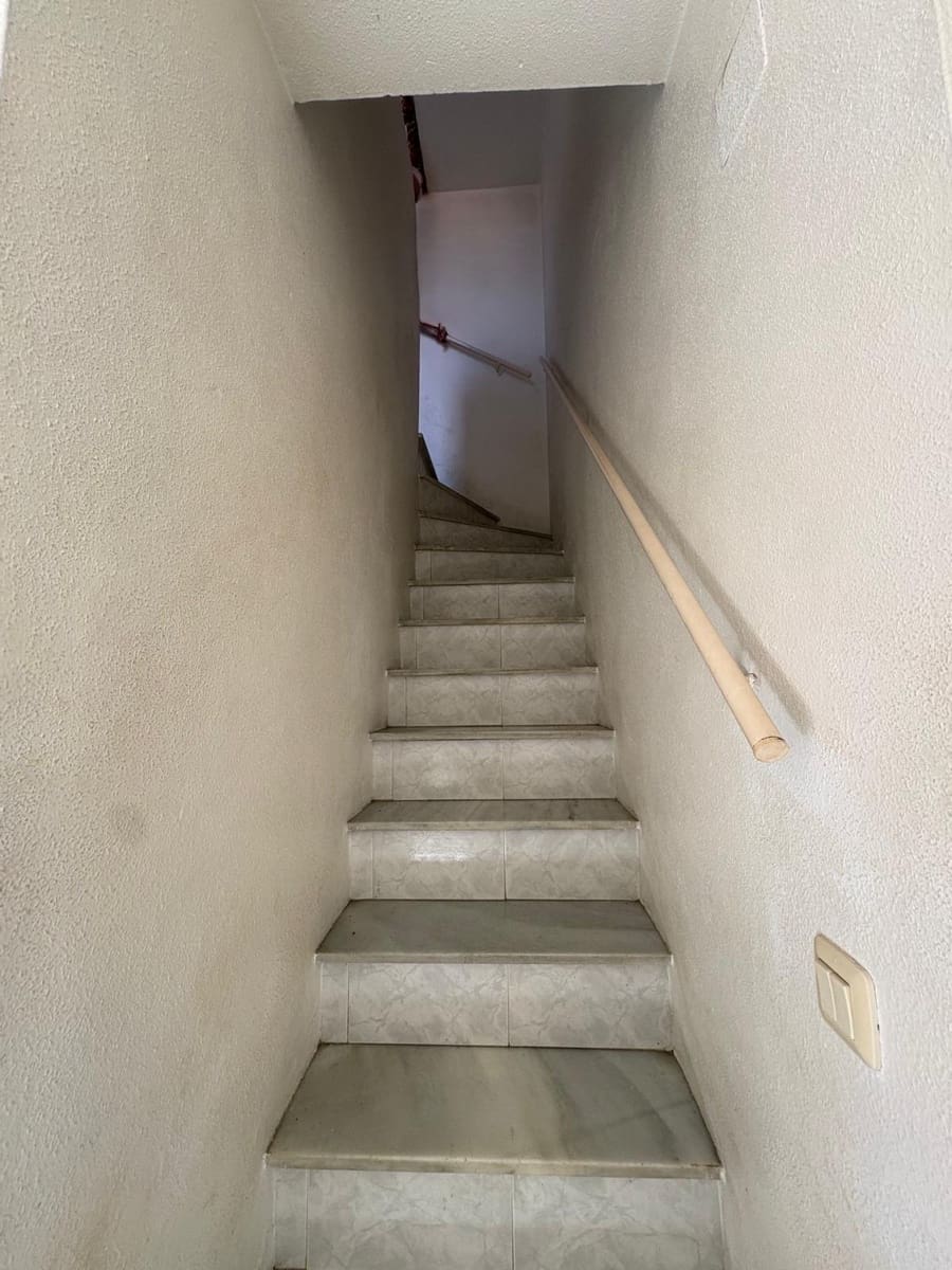 3 slaapkamer Bungalow te koop in Torrevieja met zwembad - € 143.900 (Ref: 10076619)