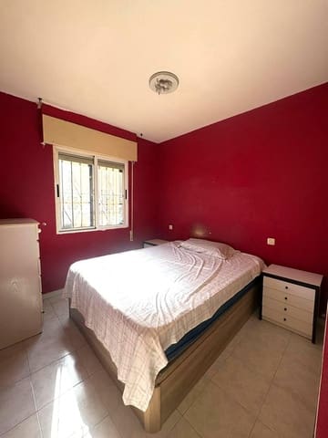 3 slaapkamer Bungalow te koop in Torrevieja met zwembad - € 143.900 (Ref: 10076619)