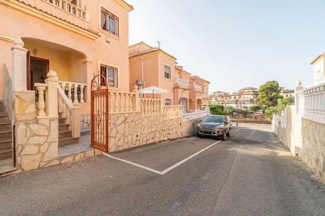 Adosado de 3 habitaciones en La Zenia, Orihuela en venta con piscina - 225.000 € (Ref: 10081127)