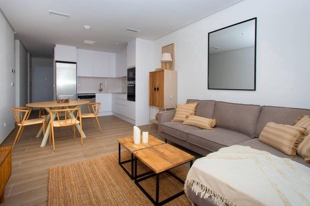 Apartamento de 3 habitaciones en Santa Pola en venta con piscina garaje - 375.000 € (Ref: 10086414)