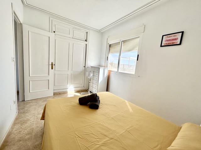 3 soveværelse Rækkehus til salg i La Zenia, Orihuela med swimmingpool - € 199.900 (Ref: 10094556)