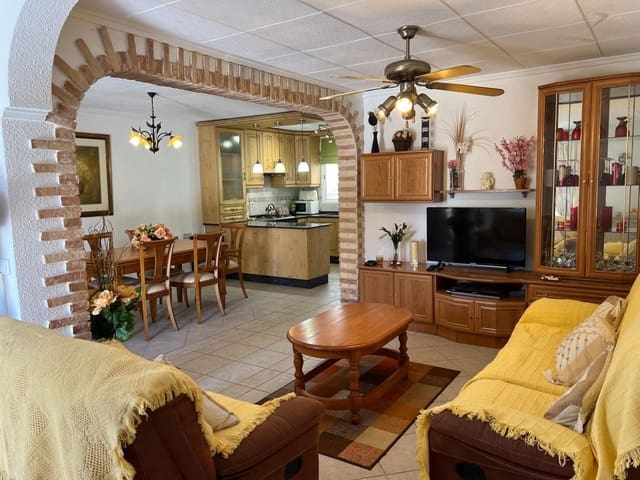 3 sovrum Radhus till salu i San Luis, Torrevieja - 169 000 € (Ref: 10094557)