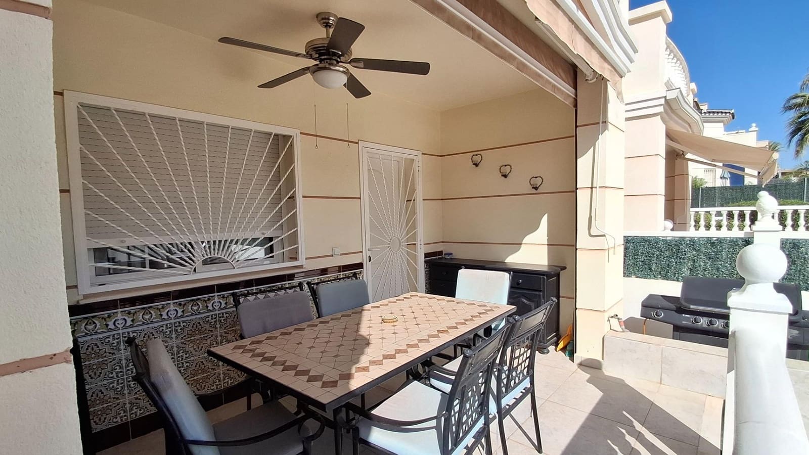 3 bedroom Terraced Villa for sale in La Marquesa with pool - € 245,000 (Ref: 10100398)