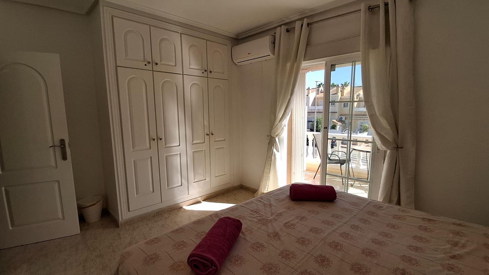 3 bedroom Terraced Villa for sale in La Marquesa with pool - € 245,000 (Ref: 10100398)