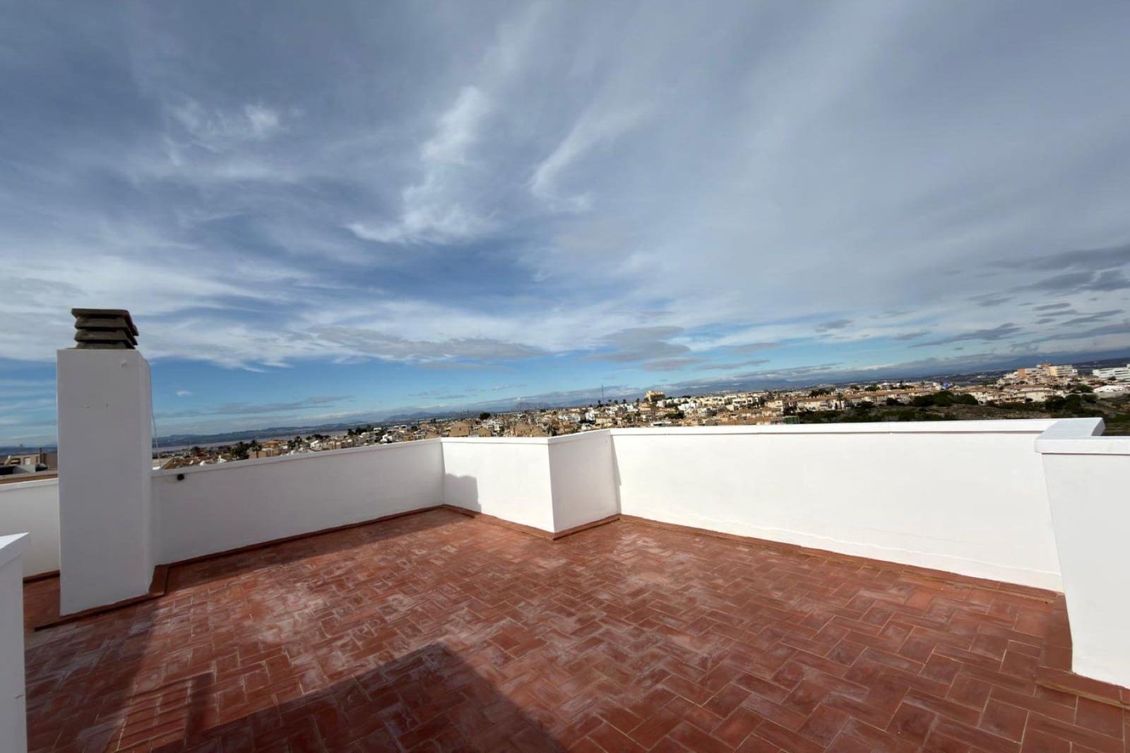 2 sovrum Takvåning till salu i Torrevieja med pool - 179 900 € (Ref: 10109652)