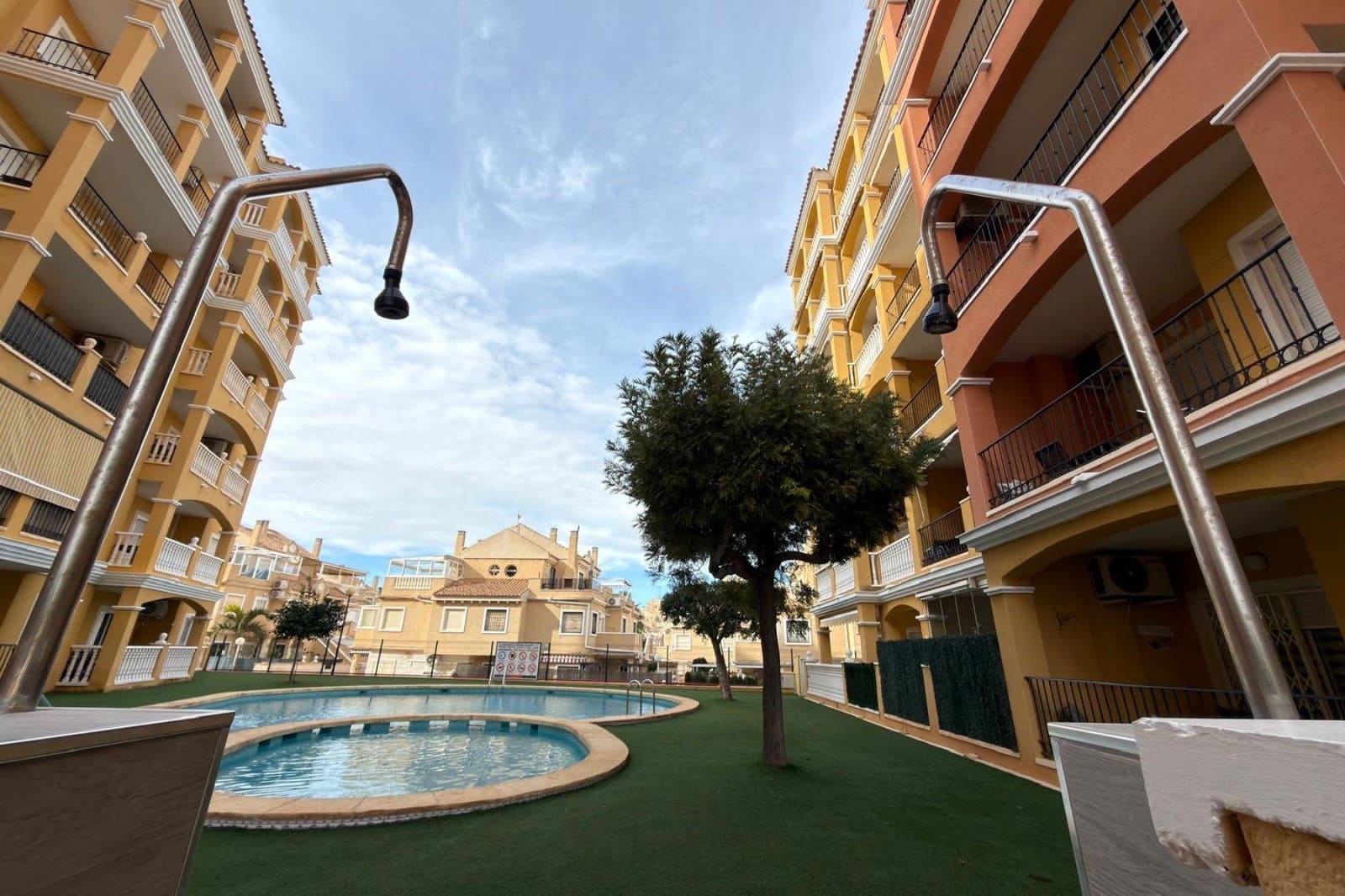 2 sovrum Takvåning till salu i Torrevieja med pool - 179 900 € (Ref: 10109652)