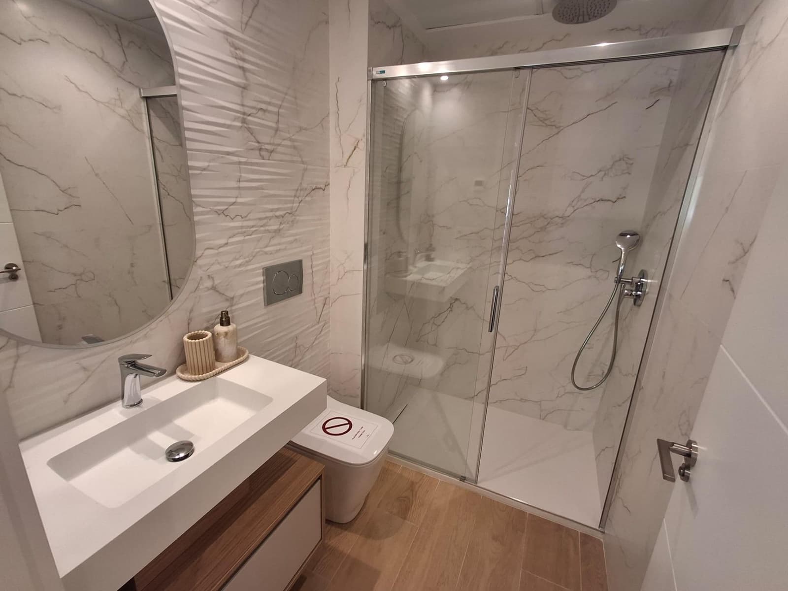 Apartamento de 2 habitaciones en Los Alcázares en venta con piscina garaje - 321.500 € (Ref: 10115821)