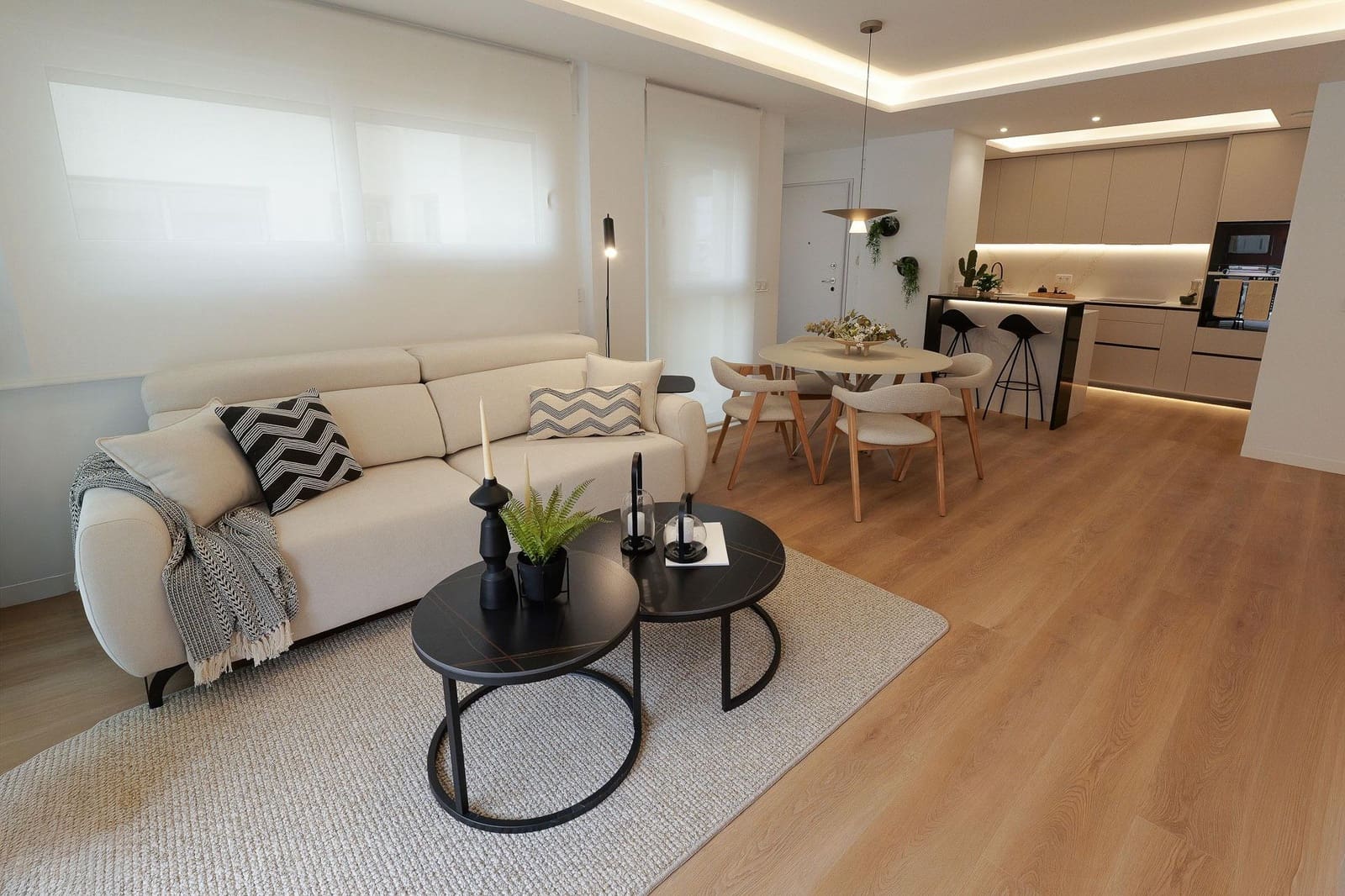 Apartamento de 2 habitaciones en Los Alcázares en venta con piscina garaje - 321.500 € (Ref: 10115821)