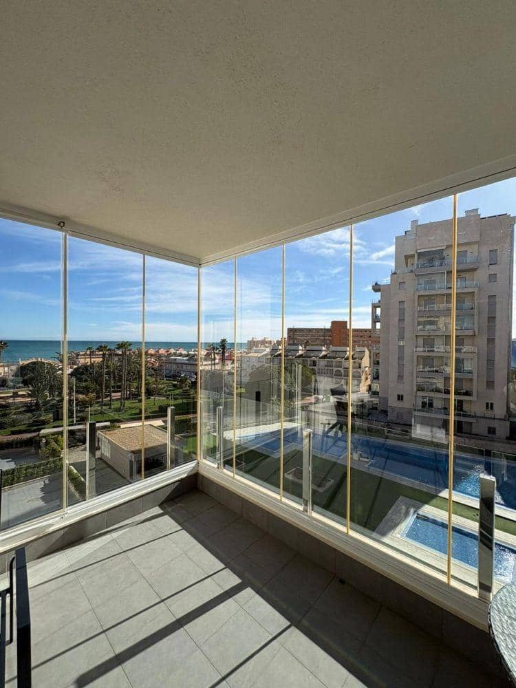 2 quarto Apartamento para venda em Torrevieja com piscina - 339 990 € (Ref: 10129380)