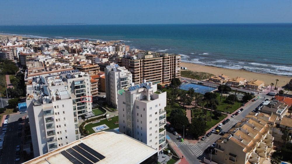 2 quarto Apartamento para venda em Torrevieja com piscina - 339 990 € (Ref: 10129380)