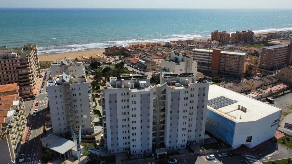 2 quarto Apartamento para venda em Torrevieja com piscina - 339 990 € (Ref: 10129380)