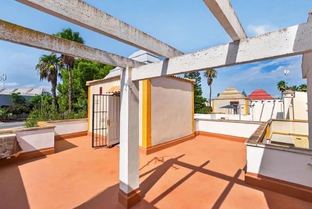 3 makuuhuone Bungalow myytävänä paikassa Torrevieja mukana uima-altaan - 184 000 € (Ref: 10136010)