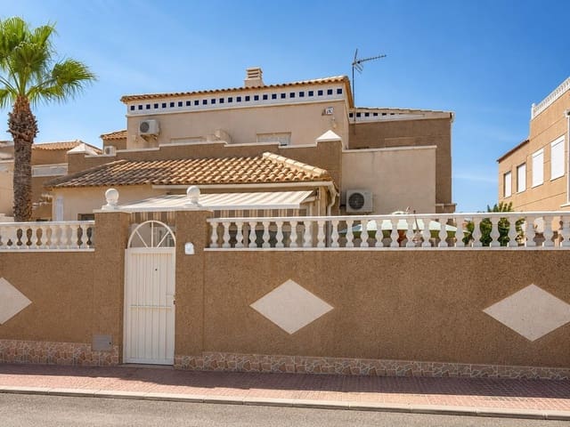 4 soverom Bungalow til salgs i Torreblanca, Torrevieja med svømmebasseng - € 235 000 (Ref: 10136011)