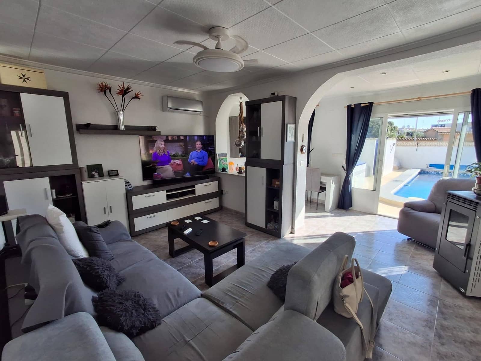 2 soveværelse Villa til salg i San Luis med swimmingpool garage - € 269.000 (Ref: 10155445)