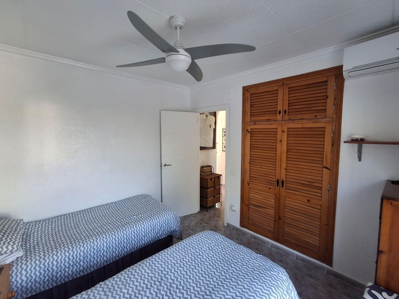2 soveværelse Villa til salg i San Luis med swimmingpool garage - € 269.000 (Ref: 10155445)