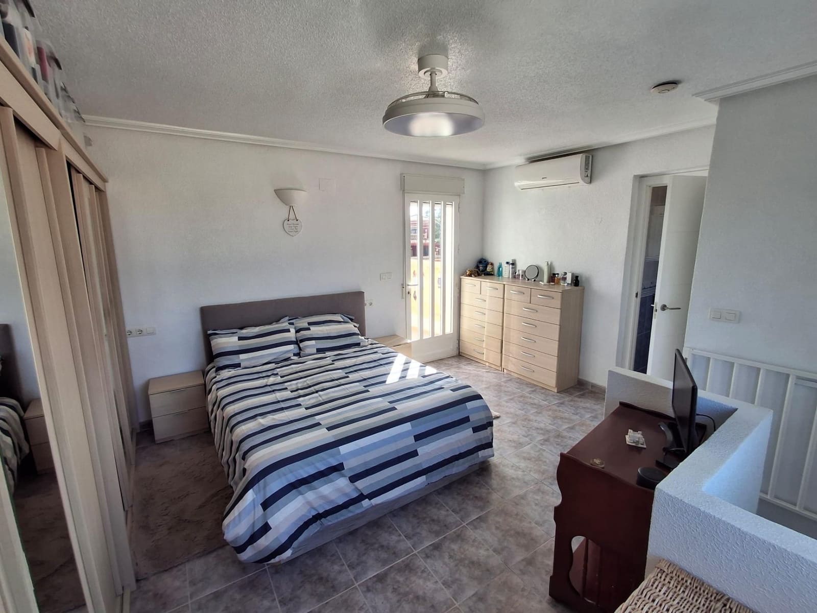 2 soveværelse Villa til salg i San Luis med swimmingpool garage - € 269.000 (Ref: 10155445)