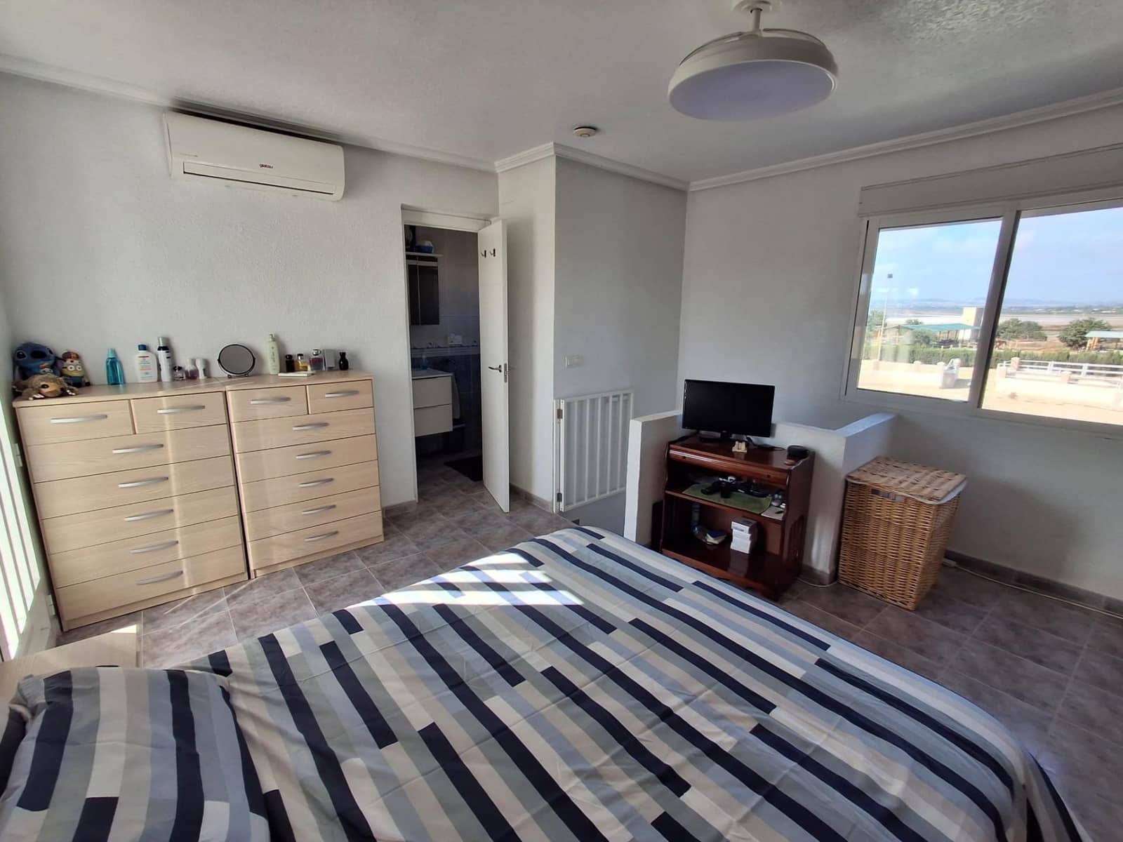 2 soveværelse Villa til salg i San Luis med swimmingpool garage - € 269.000 (Ref: 10155445)