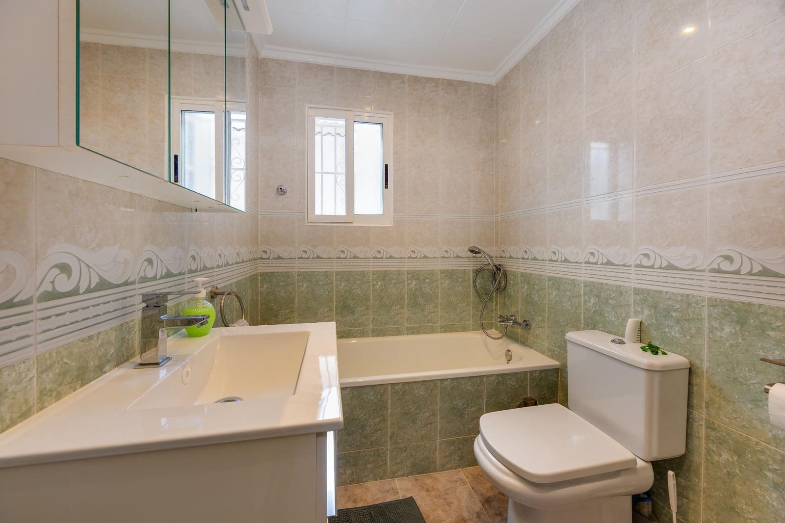 2 bedroom Villa for sale in San Luis with pool garage - € 269,000 (Ref: 10155445)