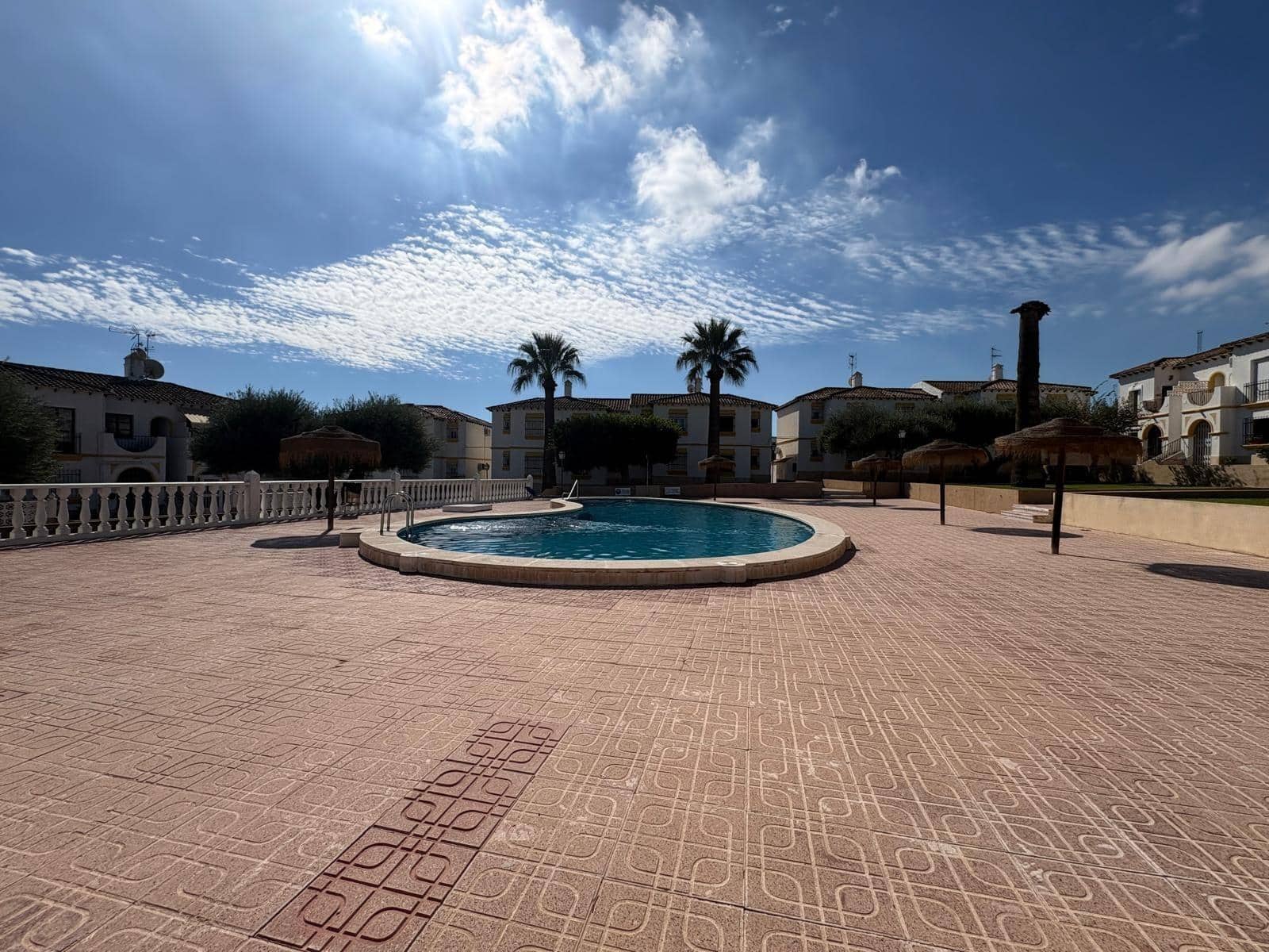 1 Zimmer Bungalow zu verkaufen in Villamartin mit Pool - 115.000 € (Ref: 10157847)