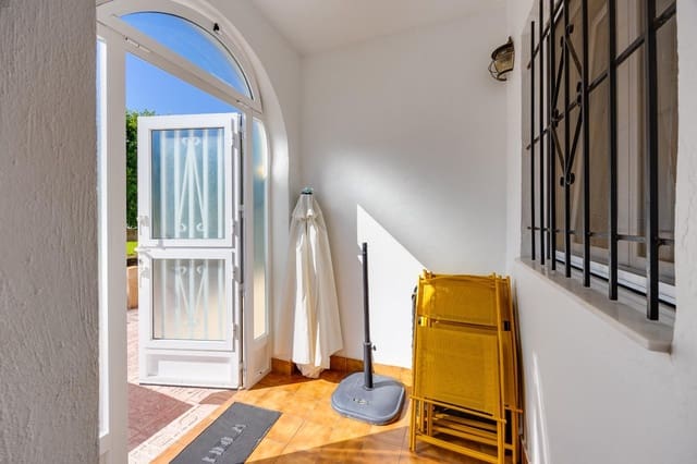1 soveværelse Bungalow til salg i Villamartin, Orihuela med swimmingpool - € 115.000 (Ref: 10157847)