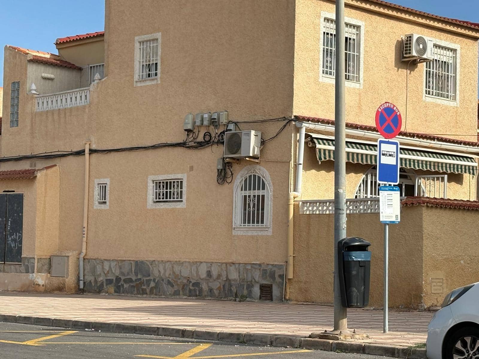 3 quarto Moradia em Banda para venda em Torrevieja - 199 000 € (Ref: 10168677)