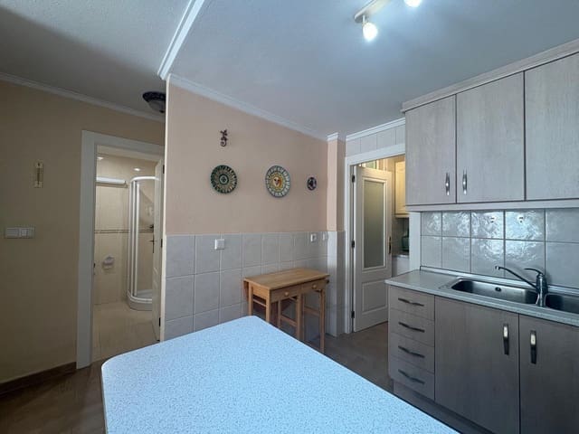 3 quarto Moradia em Banda para venda em El Chaparral - La Siesta - La Torreta, Torrevieja - 199 000 € (Ref: 10168677)