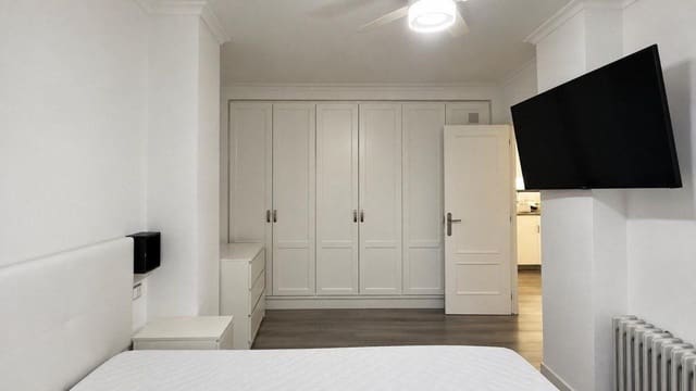 2 soveværelse Lejlighed til salg i La Marina, Elche / Elx - € 160.000 (Ref: 10173862)