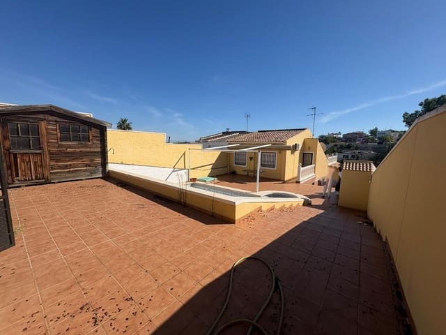 4 bedroom Villa for sale in Los Balcones with pool - € 415,000 (Ref: 10173864)