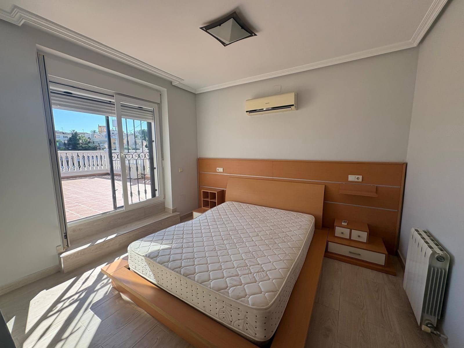 4 bedroom Villa for sale in Los Balcones with pool - € 415,000 (Ref: 10173864)