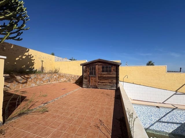 4 bedroom Villa for sale in Los Balcones with pool - € 415,000 (Ref: 10173864)