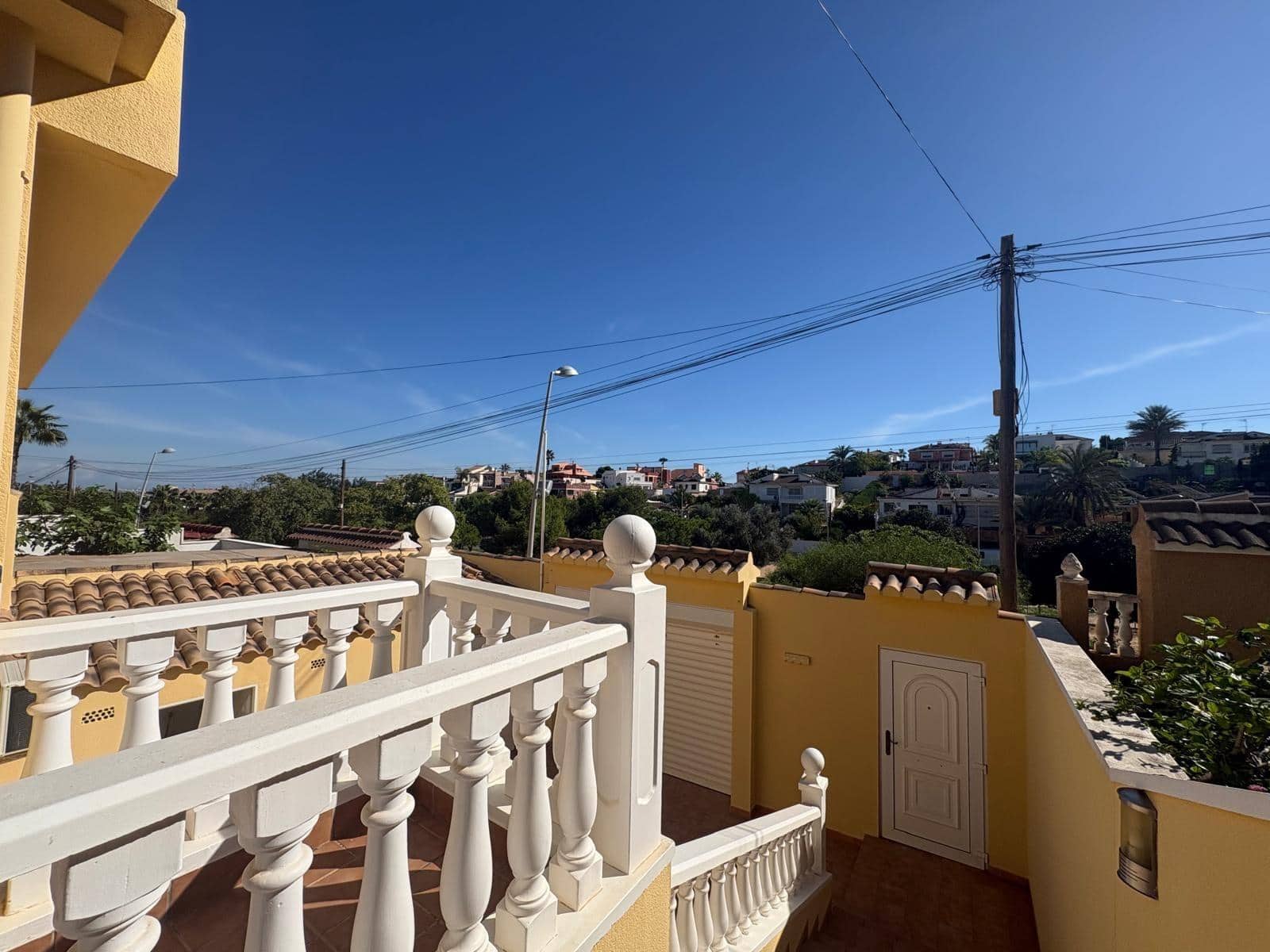 4 bedroom Villa for sale in Los Balcones with pool - € 415,000 (Ref: 10173864)