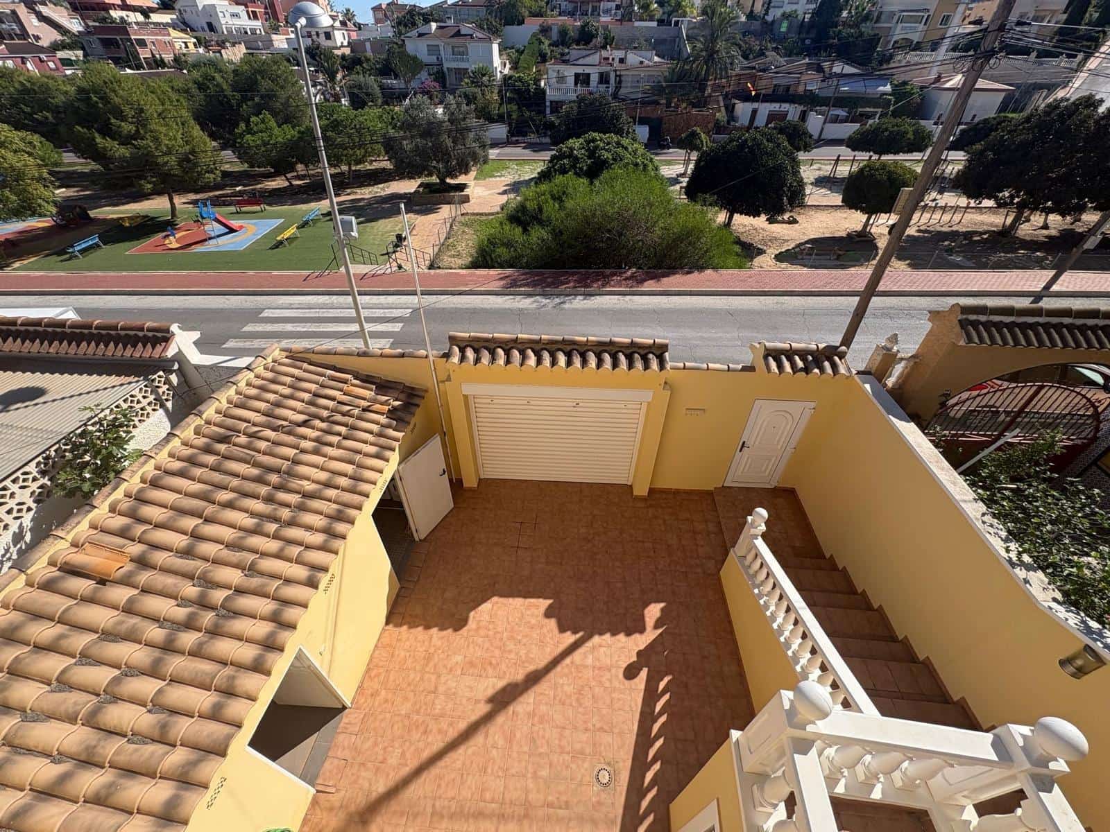 4 bedroom Villa for sale in Los Balcones with pool - € 415,000 (Ref: 10173864)