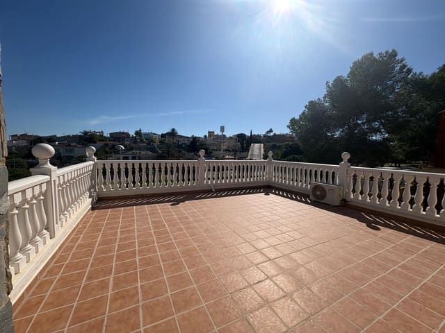 4 sovrum Villa till salu i Los Balcones med pool - 415 000 € (Ref: 10173864)