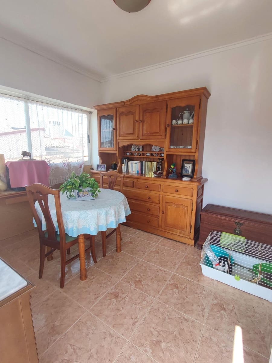 5 bedroom Villa for sale in Orihuela Costa with pool garage - € 339,000 (Ref: 7652097)