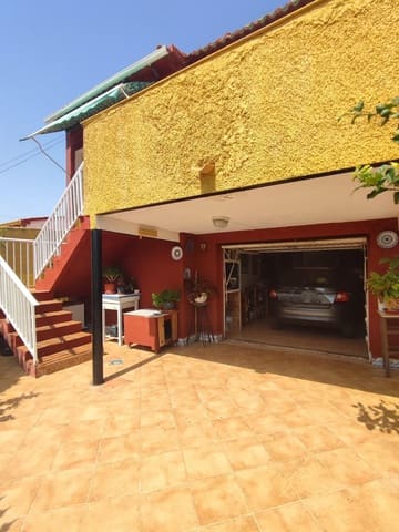 5 soverom Villa til salgs i Punta Prima, Orihuela med svømmebasseng garasje - € 339 000 (Ref: 7652097)