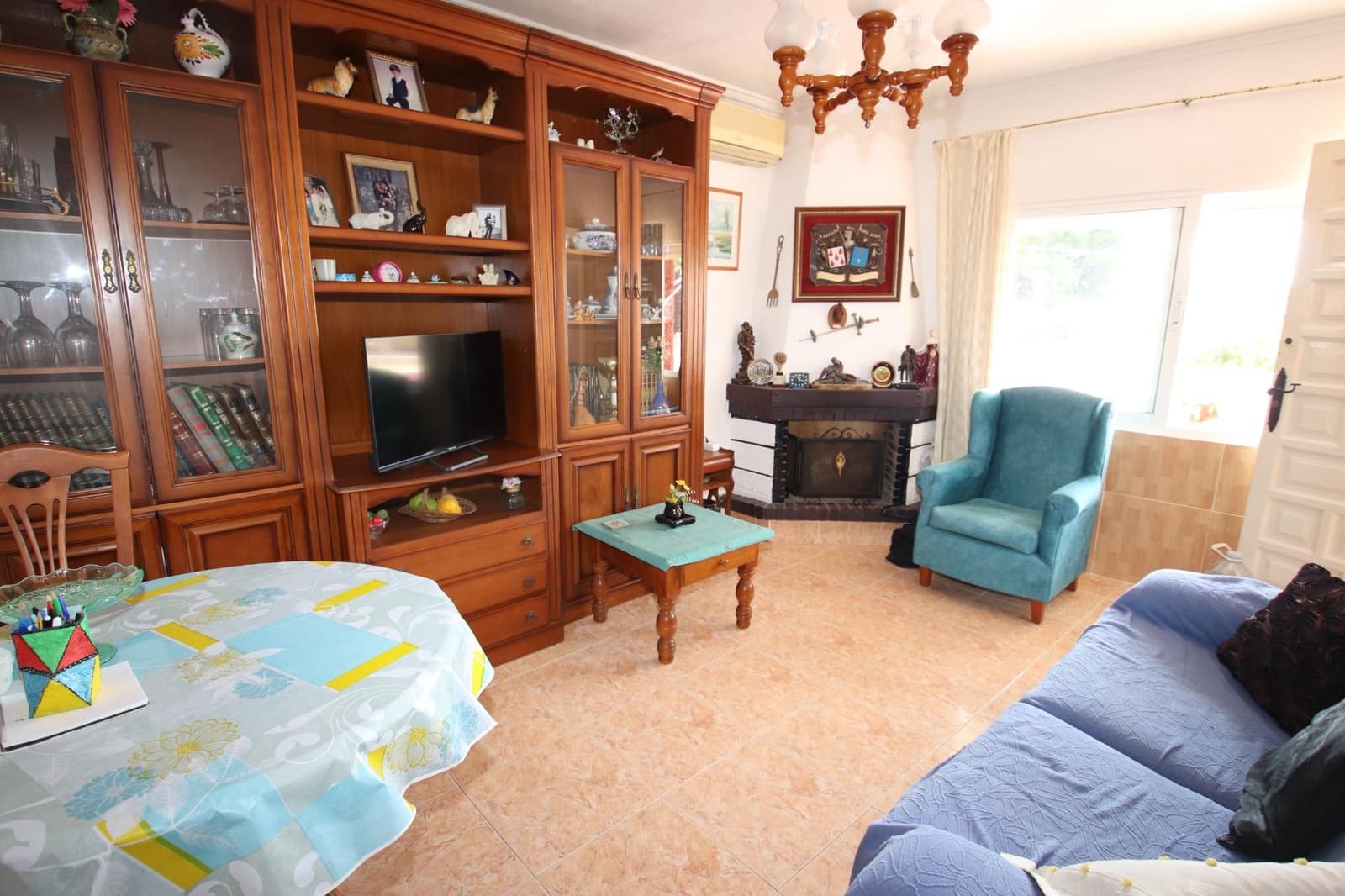 5 bedroom Villa for sale in Orihuela Costa with pool garage - € 339,000 (Ref: 7652097)