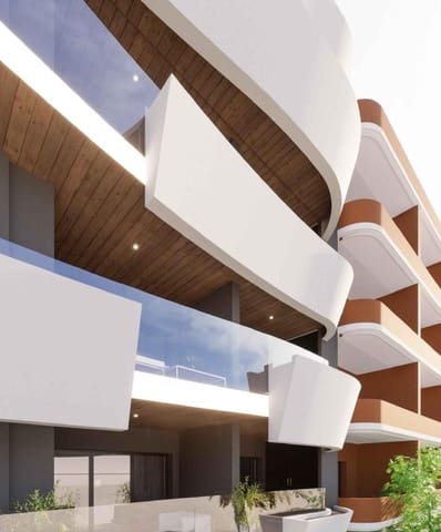 2 makuuhuone Huoneisto myytävänä paikassa Centro, Torrevieja mukana uima-altaan 
autotalli - 339 000 € (Ref: 7687062)