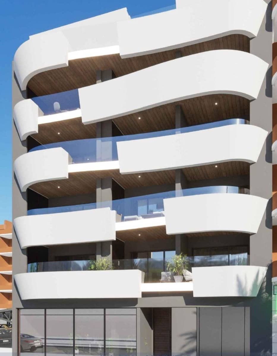 2 soveværelse Lejlighed til salg i Torrevieja med swimmingpool garage - € 339.000 (Ref: 7687062)