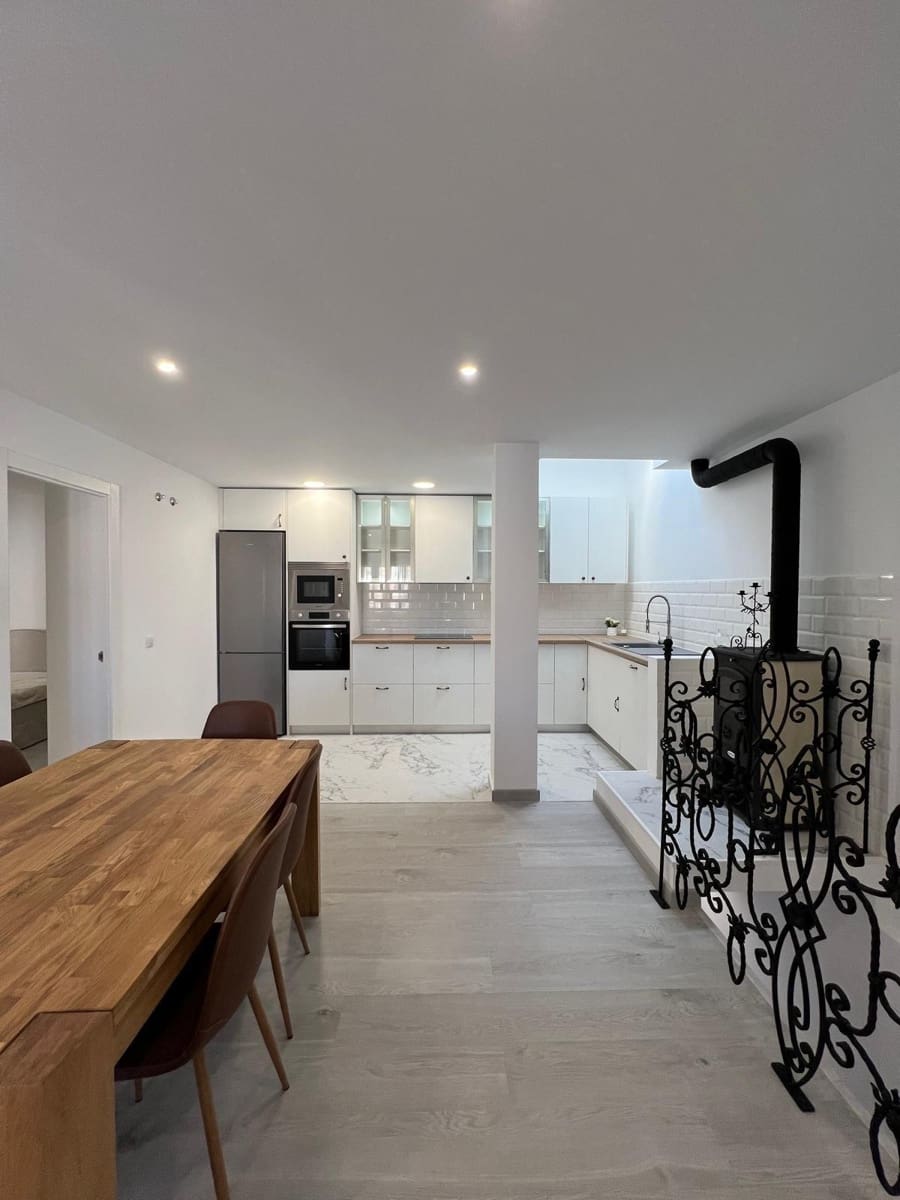 4 bedroom Villa for sale in La Mata with pool - € 369,000 (Ref: 8559917)