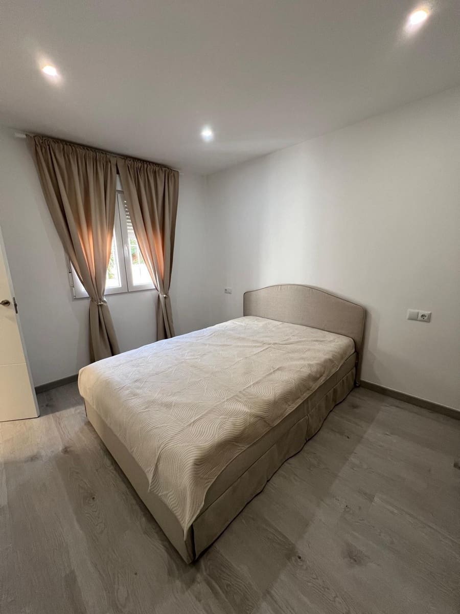 4 bedroom Villa for sale in La Mata with pool - € 369,000 (Ref: 8559917)