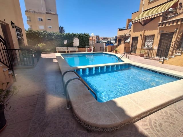 1 sypialnia Bungalow na sprzedaż w Nueva Torrevieja, Torrevieja z basenem - 95 000 € (Ref: 8672026)