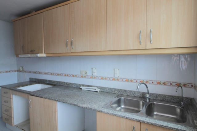 3 quarto Penthouse para venda em Torrevieja - 200 000 € (Ref: 8715548)
