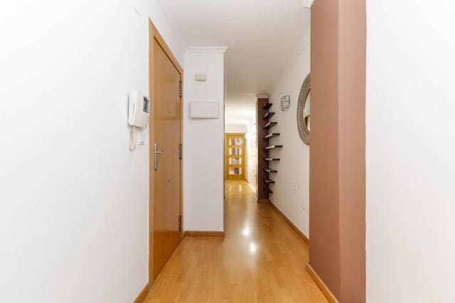 3 quarto Apartamento para venda em Centro, Torrevieja com garagem - 248 000 € (Ref: 8781806)