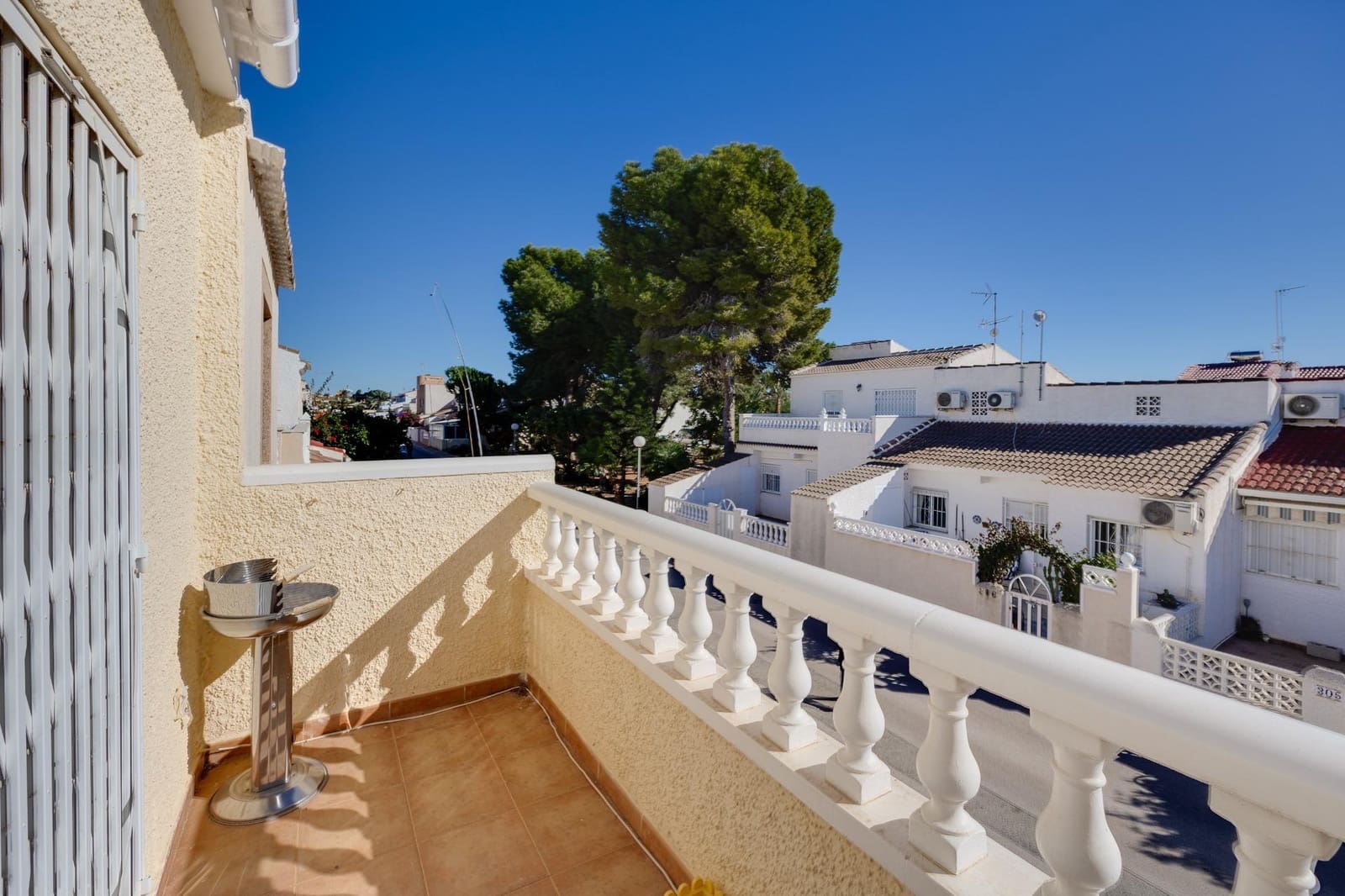 2 quarto Apartamento para venda em El Limonar com piscina - 129 990 € (Ref: 8954635)