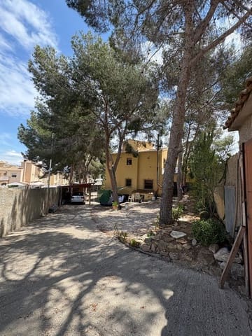 6 quarto Moradia para venda em Las Filipinas com piscina - 450 000 € (Ref: 8994002)